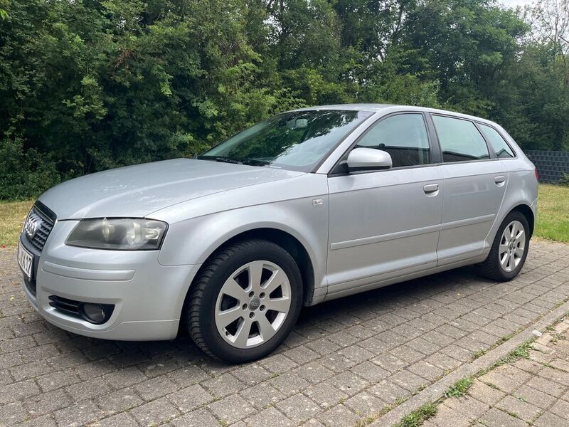 Schwarz Gebraucht 2006 Audi A3 Sportback Ambition Limousine | 4.750 € (Fairer Preis) - Bild 1/4