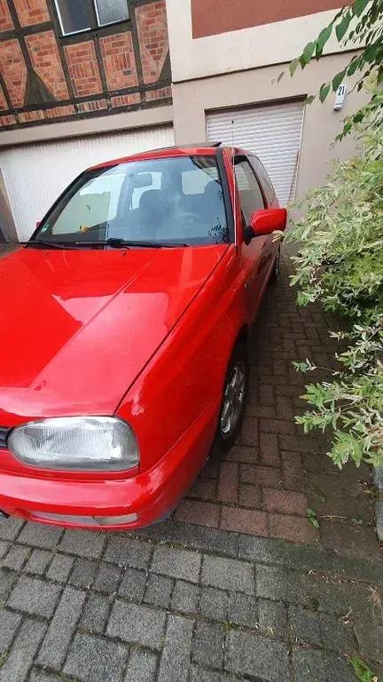 Gebraucht VW Golf III 60 PS (44 kW) 1997 Rot Limousine