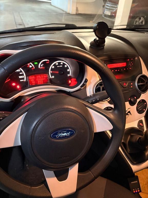 Gebraucht Ford Ka Trend 69 PS (50 kW) 2009 Schwarz Kleinwagen