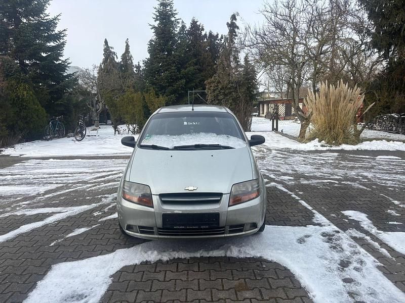Gebraucht Chevrolet Kalos 67 PS (49 kW) 2003 Silber Kleinwagen
