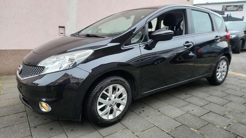 Black (m) Gebraucht 2015 Nissan Note Acenta Van / Kleinbus | 4.390 € (Guter Preis) - Bild 1/4