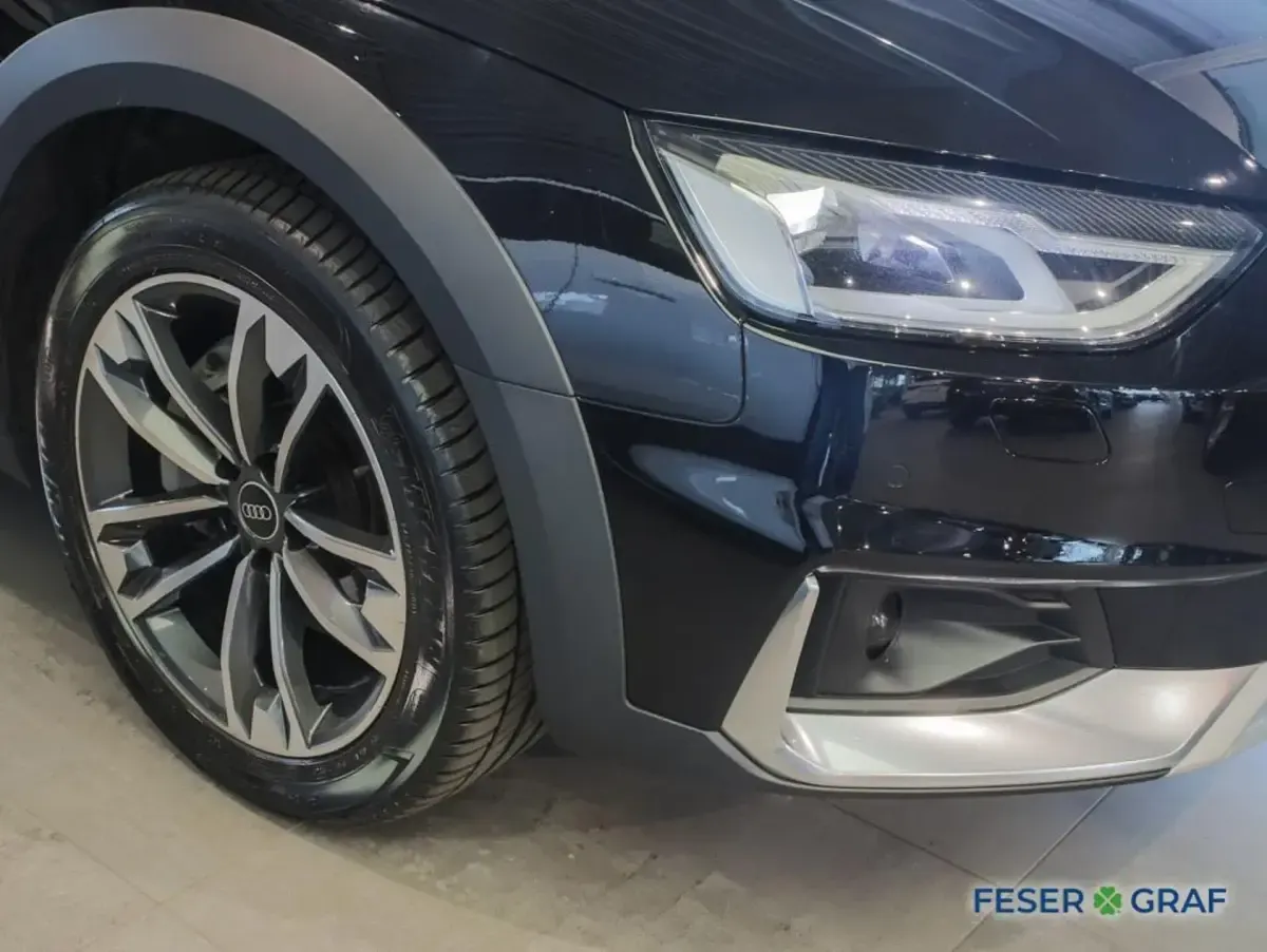 Gebraucht Audi A4 Allroad Sport 204 PS (150 kW) 2023 Brillantschwarz Kombi
