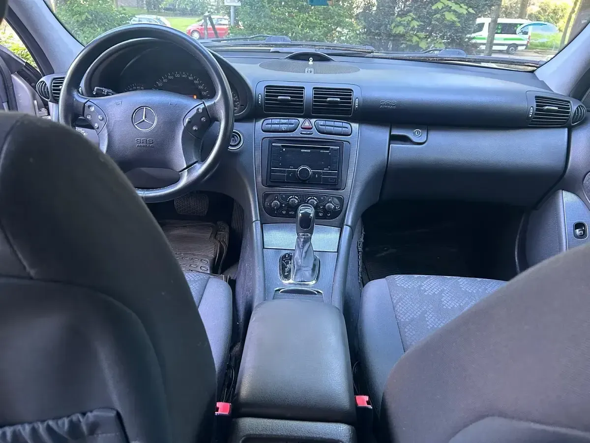 Gebraucht Mercedes C200 2003 Silber Kombi
