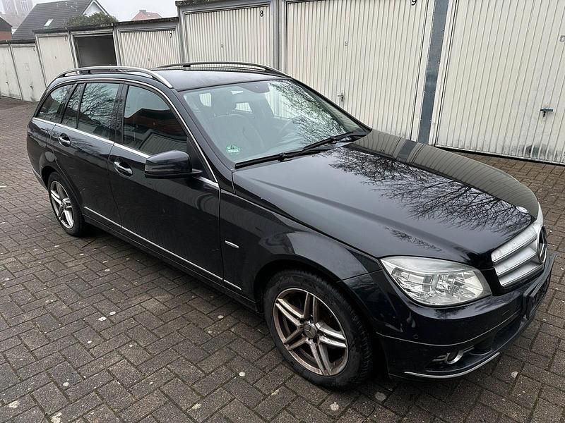 Schwarz Gebraucht 2009 Mercedes C200 Kombi | 2.400 € (Superpreis) - Bild 1/4