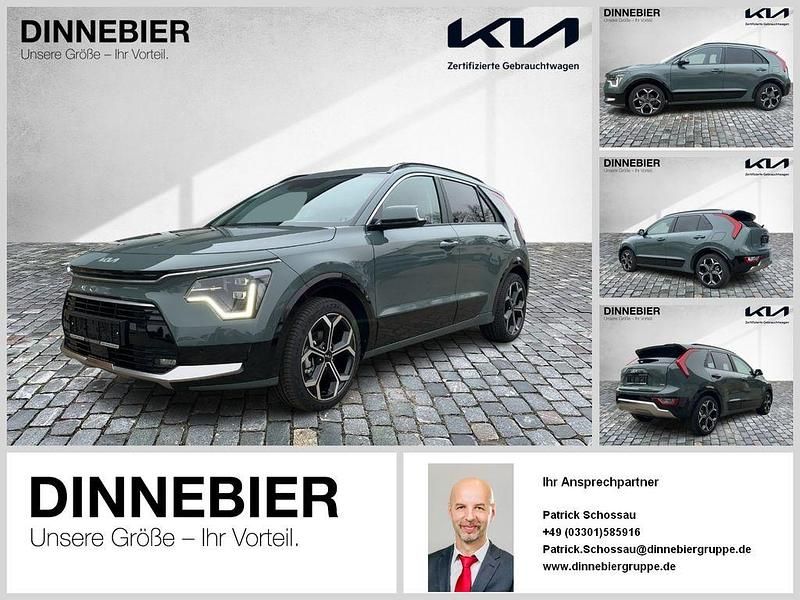 Grün (metallic) Neu 2025 Kia Niro Spirit SUV | 32.990 € (Fairer Preis) - Bild 1/4