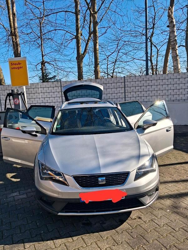 Gebraucht Seat Leon 150 PS (110 kW) 2016 Grau Kombi