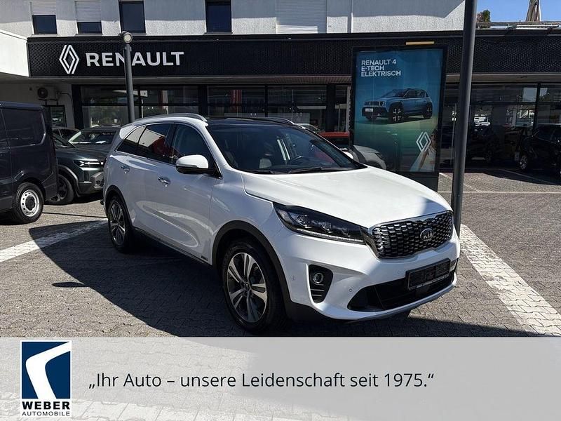 Weiß Gebraucht 2018 Kia Sorento Platinum Edition SUV | 24.970 € (Etwas zu teuer) - Bild 1/4