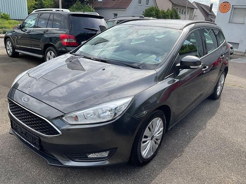Gebraucht Ford Focus Trend 125 PS (91 kW) 2016 Limousine