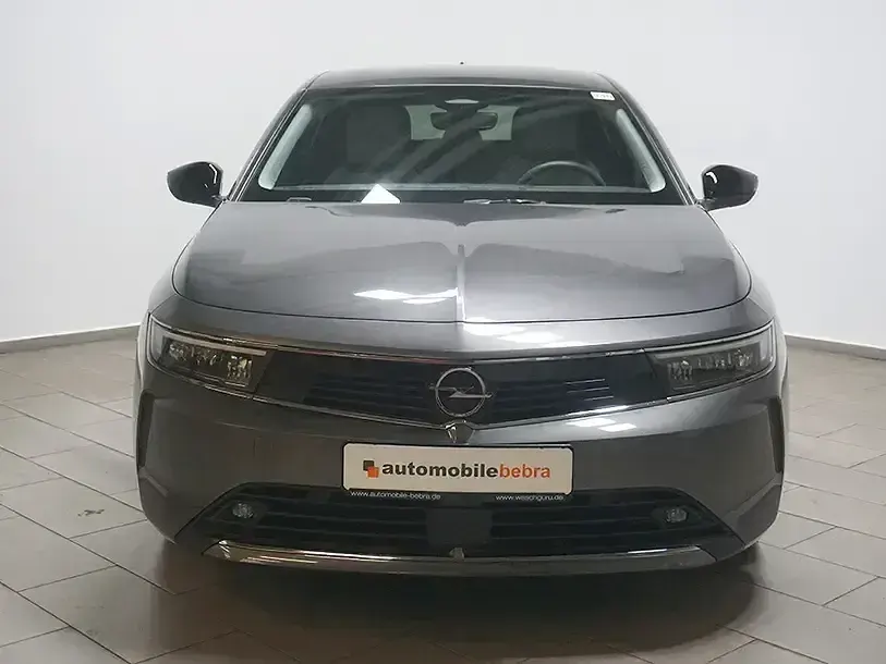 Używany Opel Astra Elegance 131 KM (96 kW) 2023 Szary Hatchback