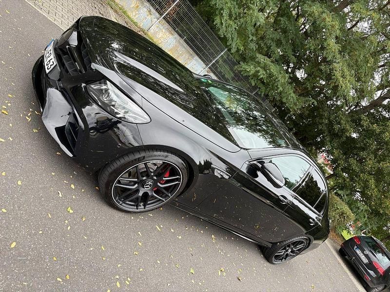 Schwarz Gebraucht 2018 Mercedes E63S AMG AMG Limousine | 57.000 € (Etwas zu teuer) - Bild 1/4