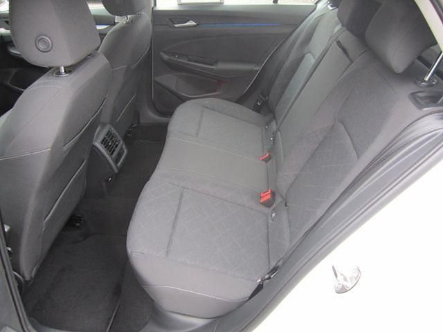 Gebraucht VW Golf VIII Edition 116 PS (85 kW) 2020 Weiss Limousine