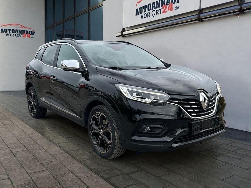Sternenschwarz Gebraucht 2021 Renault Kadjar Black Edition SUV | 19.980 € (Fairer Preis) - Bild 1/4