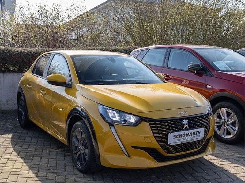 Gebraucht Peugeot e-208 Active 100 kW (136 PS) 2022 Gelb Kleinwagen