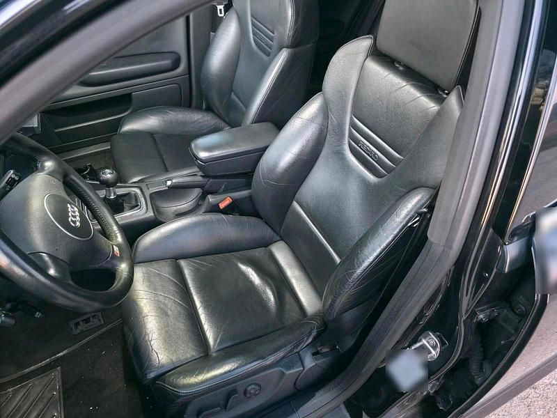 Second-hand Audi S4 344 CP (253 kW) 2004 Negru Break