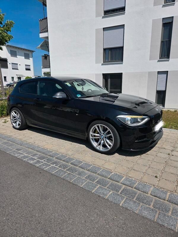 Schwarz Gebraucht 2012 BMW 125 Coupé M Sport Coupé | 14.999 € - Bild 1/4