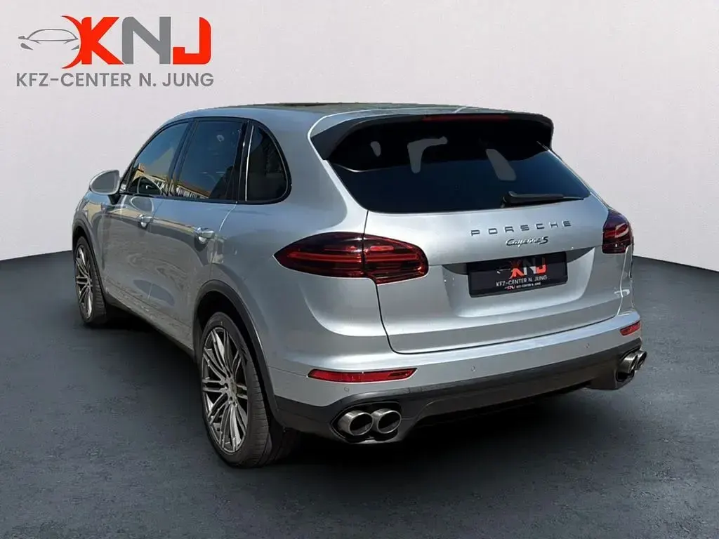 Gebraucht Porsche Cayenne S Sport 420 PS (308 kW) 2015 Silber SUV