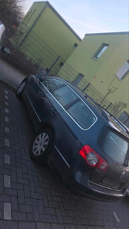 Gebraucht VW Passat 140 PS (102 kW) 2006 Andere farben Limousine