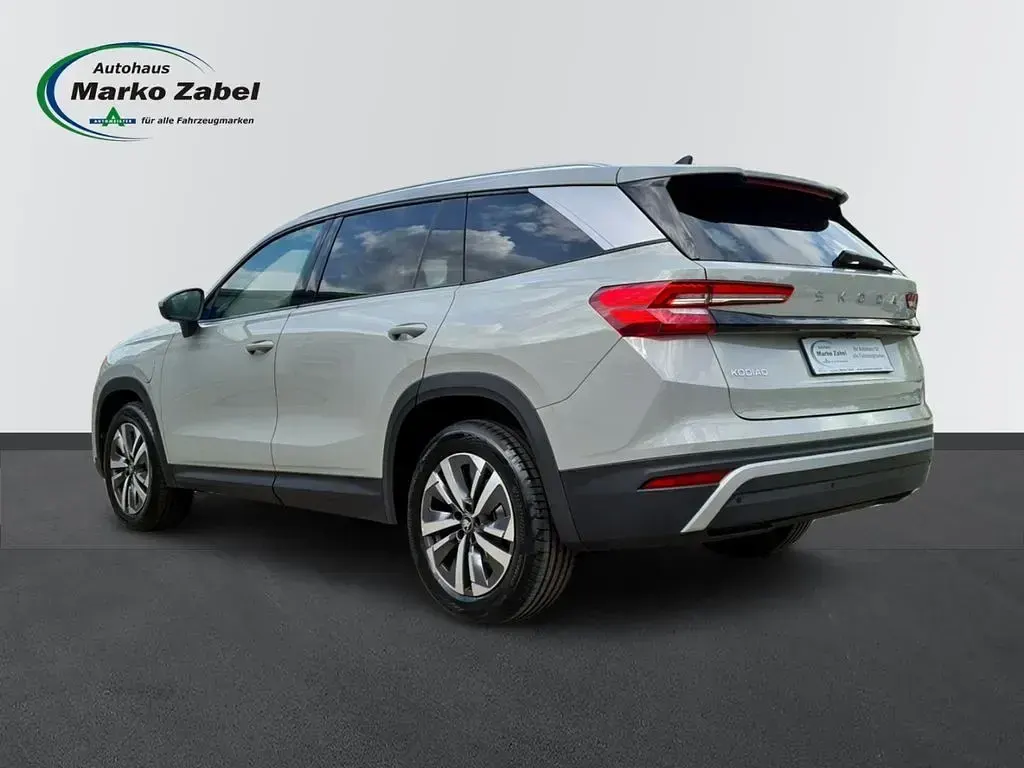 Neu Skoda Kodiaq 204 PS (150 kW) 2026 Steelgrau SUV