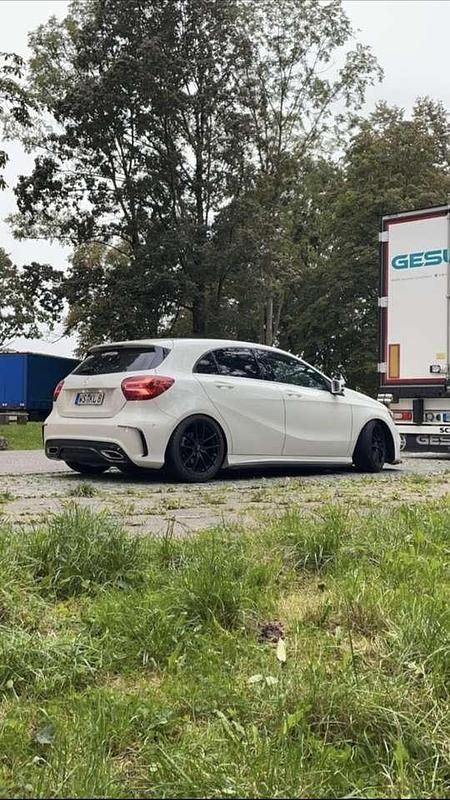 Gebraucht Mercedes A200 AMG line 156 PS (114 kW) 2016 Limousine