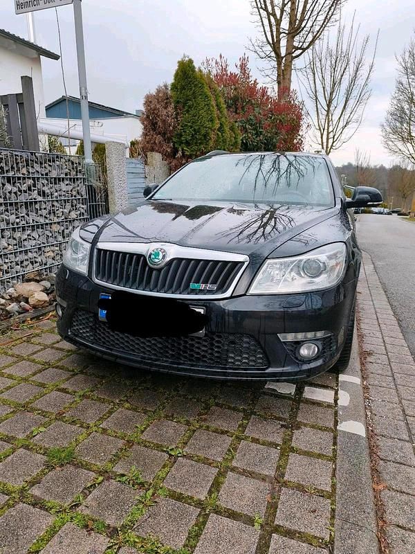 Gebraucht Skoda Octavia RS 170 PS (125 kW) 2011 Schwarz Kombi