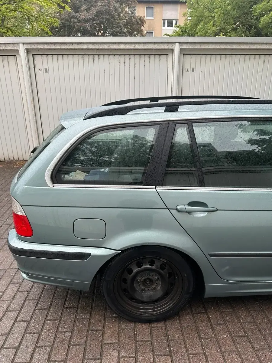 Brugt BMW 320 170 HK (125 kW) 2003 Grøn Stationcar