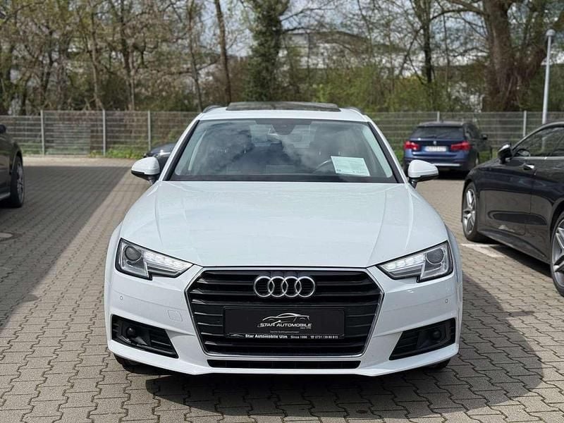 Gebraucht Audi A4 122 PS (89 kW) 2019 Gletscherweiß metallic Kombi