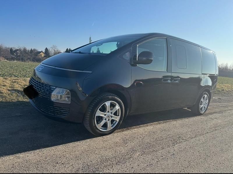 Gebraucht Hyundai Staria Prime 177 PS (130 kW) 2023 Blau Van / Kleinbus