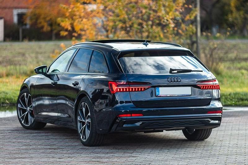 Gebraucht Audi A6 S-Line 286 PS (210 kW) 2025 Blau Kombi