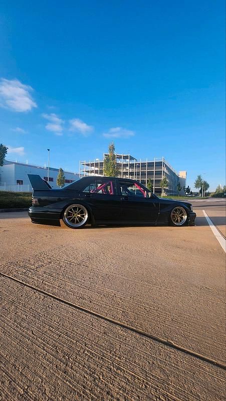 Gebraucht 1989 Mercedes 190 Limousine | 18.500 € - Bild 1/4