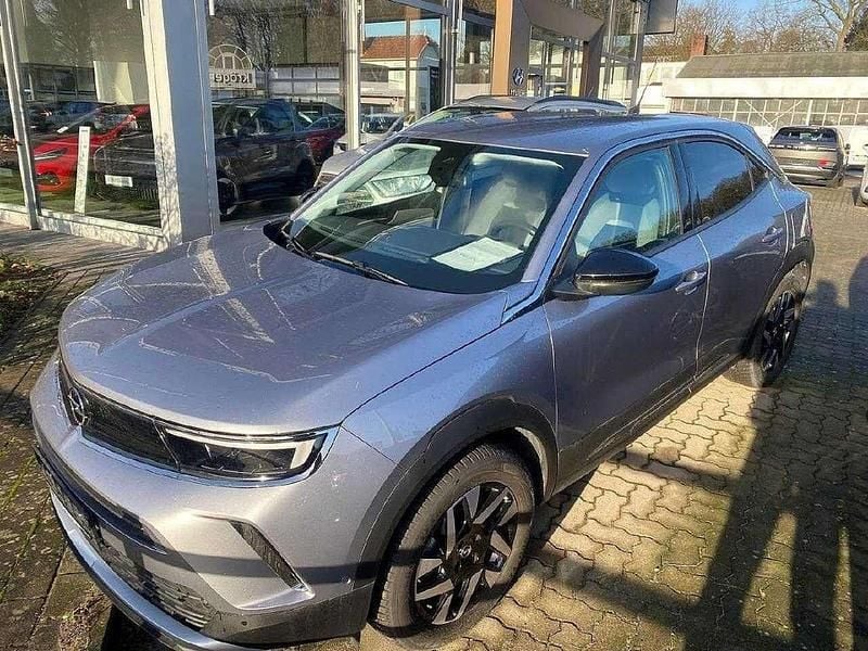 Kontrast grau/quarz silber Gebraucht 2022 Opel Mokka Elegance SUV | 20.990 € (Fairer Preis) - Bild 1/4