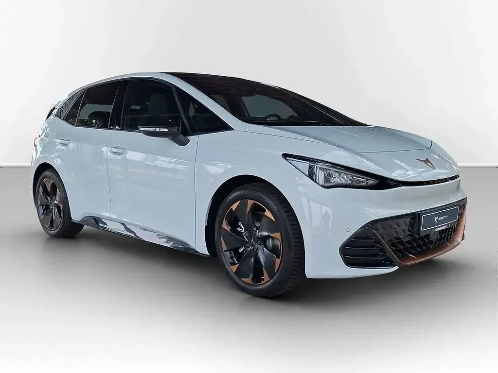 Neu Cupra Born 169 kW (231 PS) 2026 Glacial weiß metallic Kleinwagen
