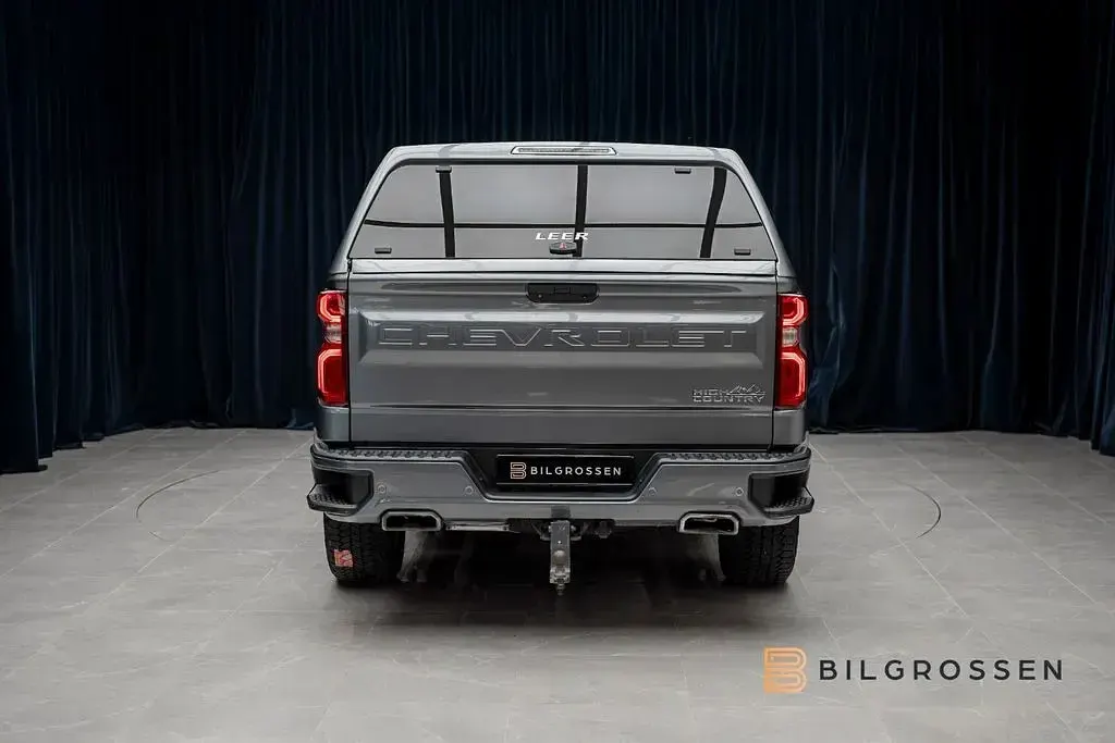 Gebraucht Chevrolet Silverado 426 PS (313 kW) 2022 Grau SUV