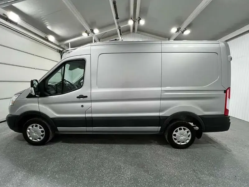 Gebraucht Ford Transit ST 105 PS (77 kW) 2018 Silber Van