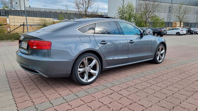 Gebraucht Audi A5 Sportback 150 PS (110 kW) 2015 Grau Kleinwagen