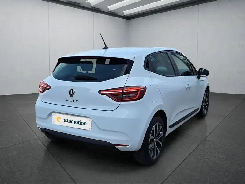 Gebraucht Renault Clio 90 PS (66 kW) 2022 Weiß Kleinwagen