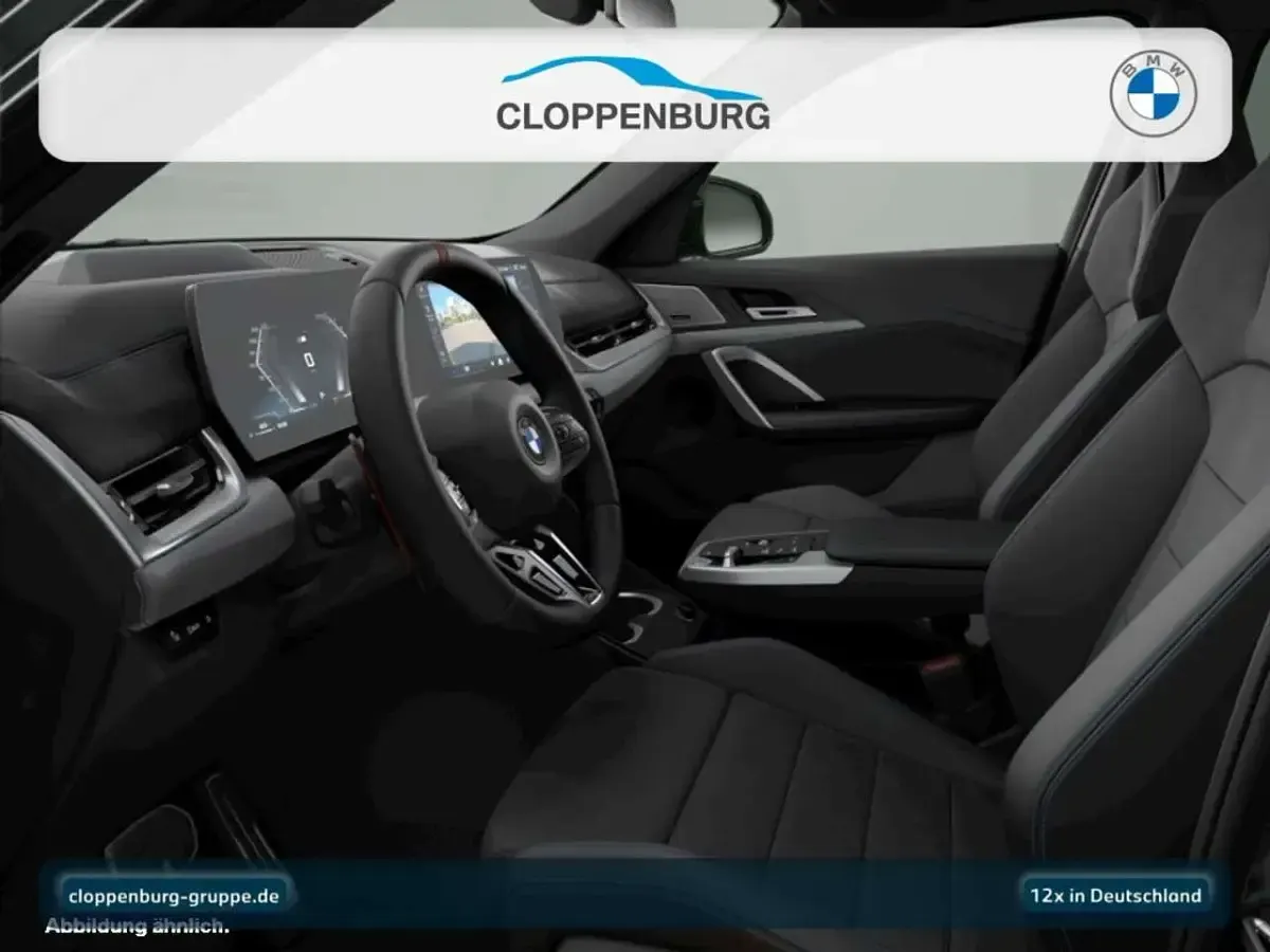 Gebraucht BMW X1 M Sport 300 PS (220 kW) 2025 Spacesilber SUV