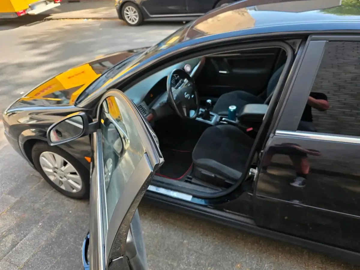 Gebraucht Opel Vectra 147 PS (108 kW) 2002 Schwarz Limousine