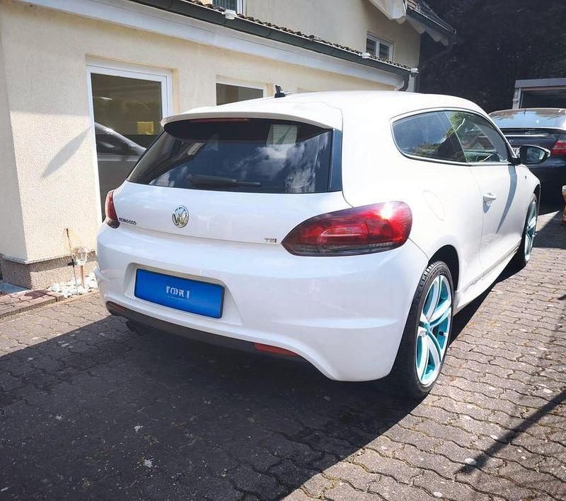 Gebraucht VW Scirocco 122 PS (89 kW) 2013 Weiß Coupé