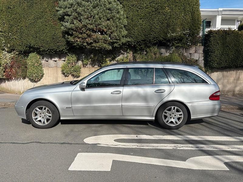 Gebraucht Mercedes 320 2003 Silber Kombi