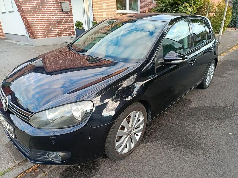 Schwarz Gebraucht 2010 VW Golf VI Team Limousine | 5.950 € (Fairer Preis) - Bild 1/4