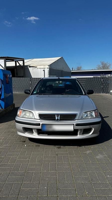 Second-hand Honda Civic 75 CP (55 kW) 2000 Argintiu Berlinǎ
