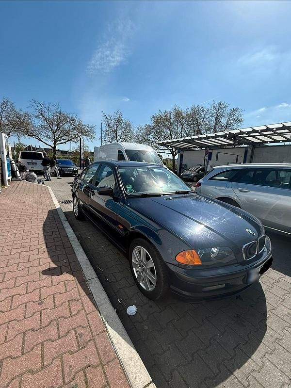 Usata BMW 2000 2000 Blu Berlina