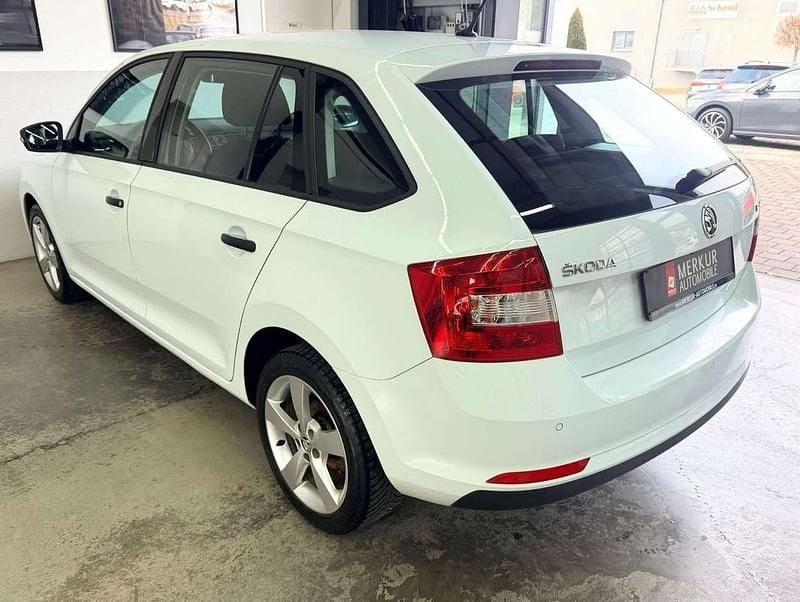 Gebraucht Skoda Rapid Cool Edition 90 PS (66 kW) 2015 Weiß Kleinwagen