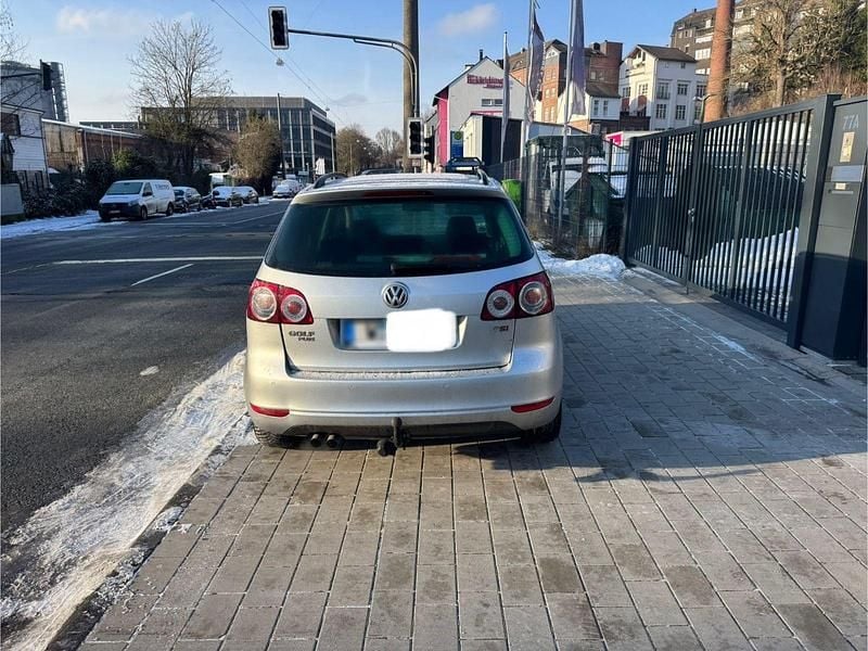 Gebraucht VW Golf VI Comfortline 160 PS (117 kW) 2010 Silber Kleinwagen