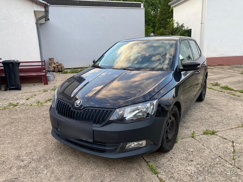 Schwarz Gebraucht 2015 Skoda Fabia Limousine | 4.100 € (Superpreis) - Bild 1/4