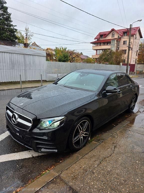 Schwarz Gebraucht 2020 Mercedes E220 AMG Limousine | 29.000 € (Superpreis) - Bild 1/4