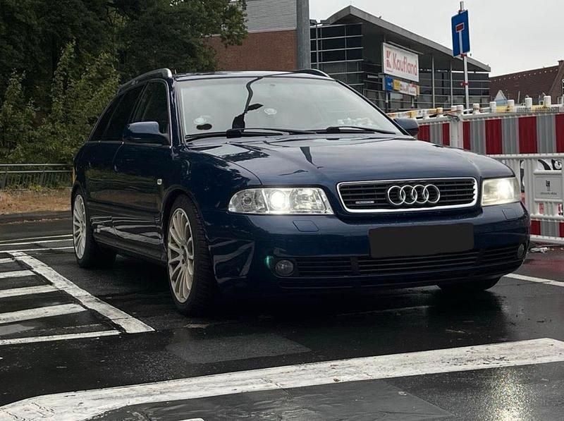 Blau Gebraucht 1999 Audi A4 Kombi | 3.750 € (Etwas zu teuer) - Bild 1/4