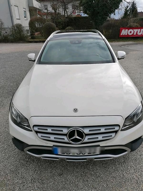 Gebraucht Mercedes 220 194 PS (142 kW) 2017 Weiß Kombi