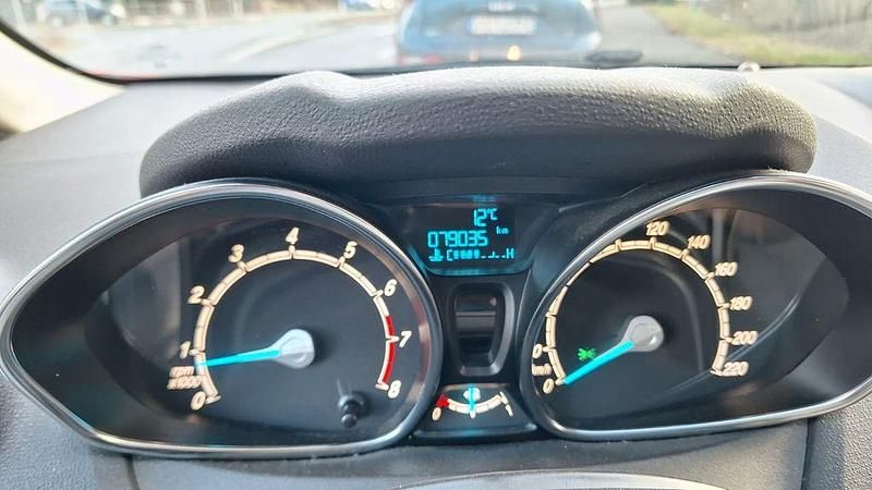 Rot Gebraucht 2016 Ford Fiesta SYNC Edition Limousine | 5.000 € (Superpreis) - Bild 1/3