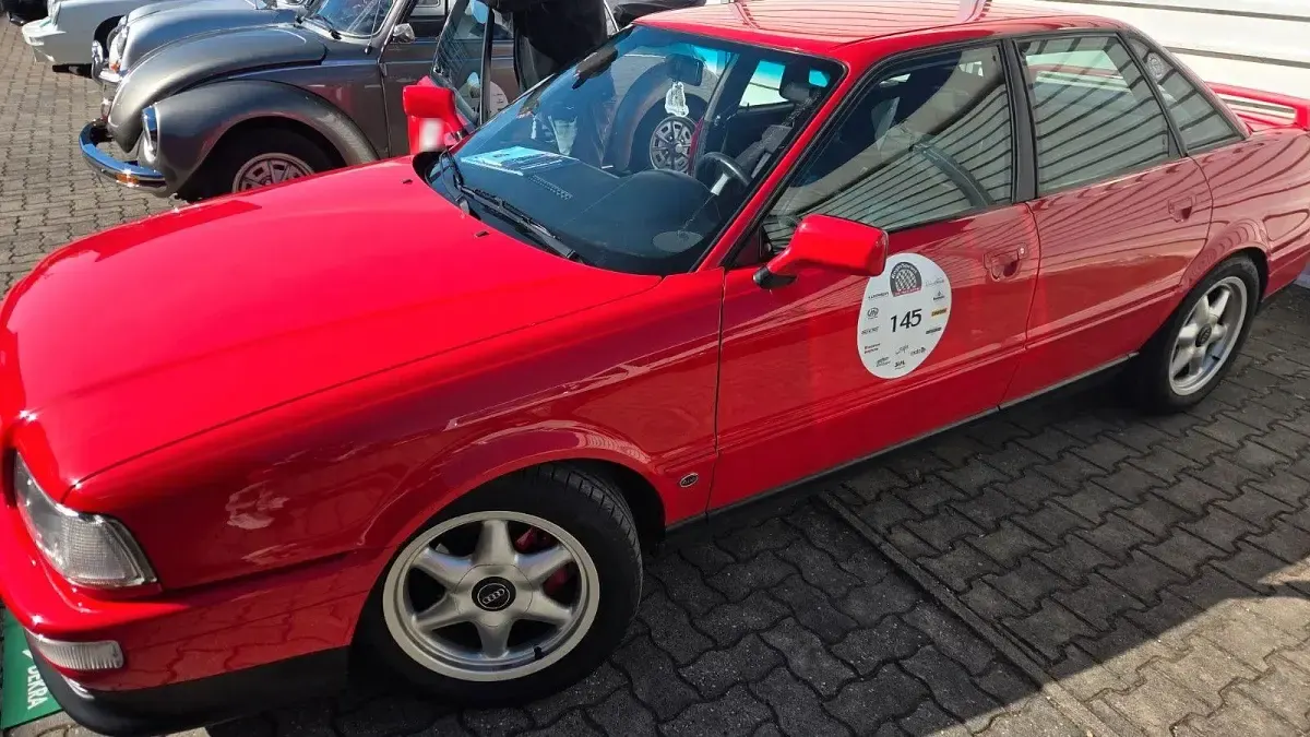 Gebraucht Audi 80 Competition 140 PS (102 kW) 1994 Rot Limousine